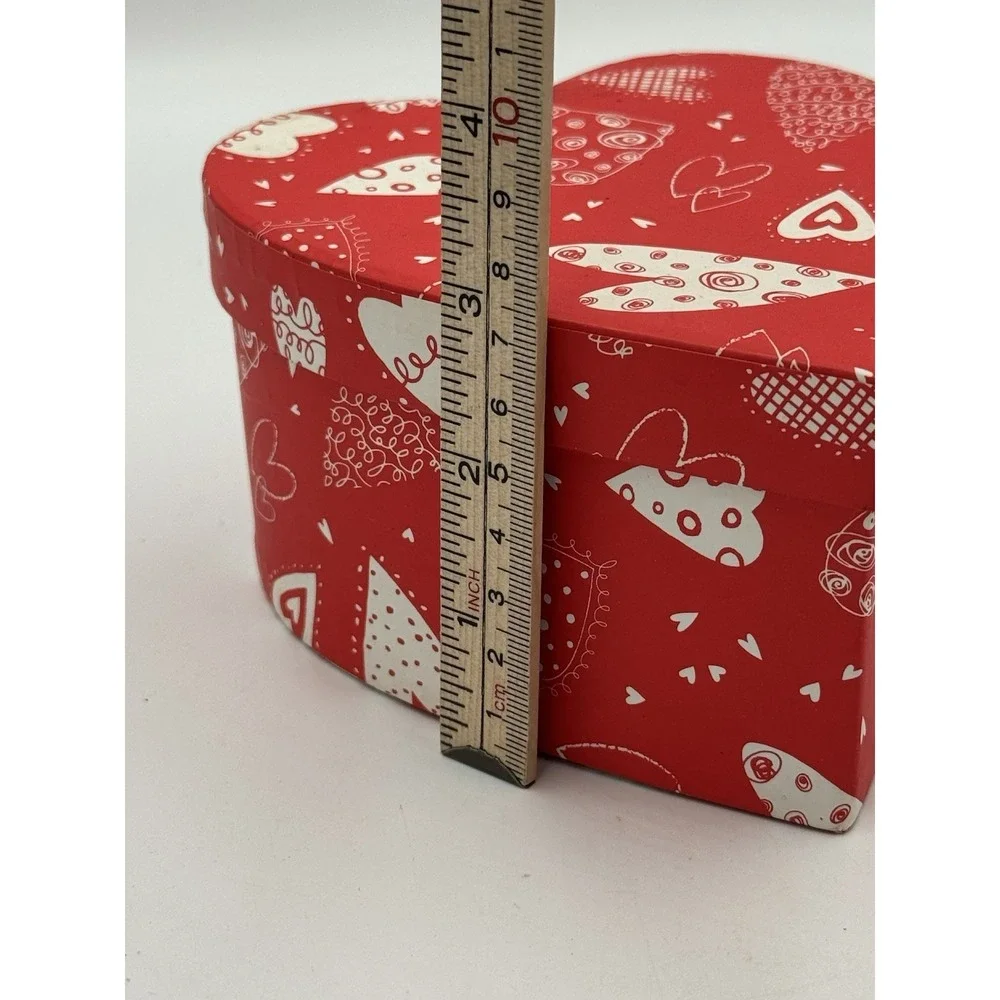 Vintage Hallmark‎ heart shaped cardboard box keepsakes/ gift box
